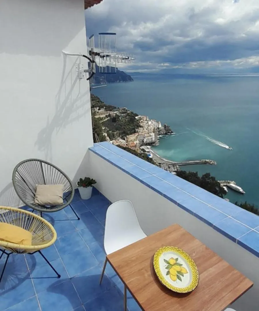 Apartamento Un Nido Su Amalfi